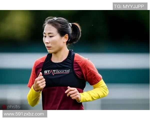 杨丽专访：探寻排球背后的成功秘诀与奋斗历程