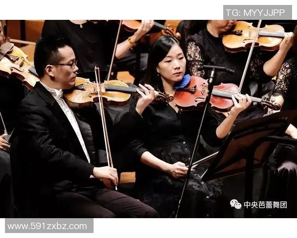 王岚的音乐旅程与人生哲学探讨：从歌声中看见真实的自我与梦想