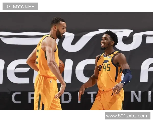 网篮与爵士历史交锋回顾及战绩分析探讨