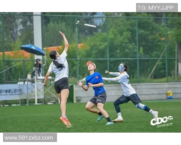 飞盘运动的魅力成都飞盘队展现灵活性与团队精神的完美结合