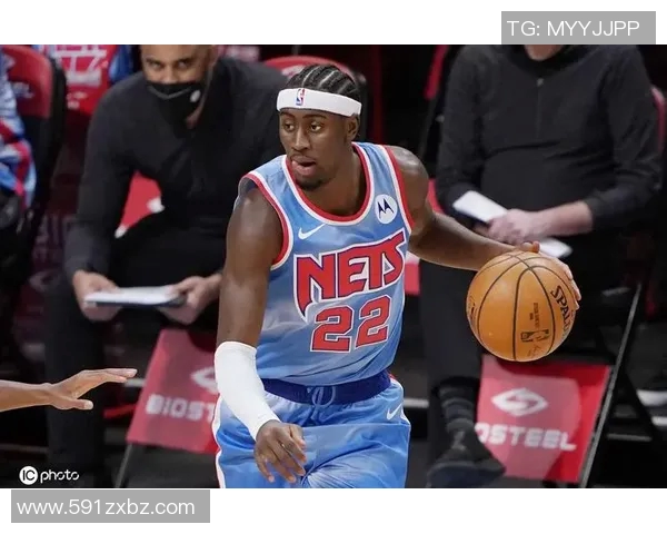 卡里斯勒韦尔的篮球之路：从新秀到球队核心的成长历程与挑战